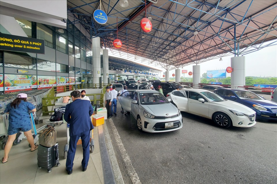 Taxi sân bay Nội Bài